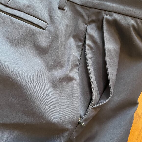 Men's Banana Republic Hybrid Trouser 32R - Picture 5 of 5